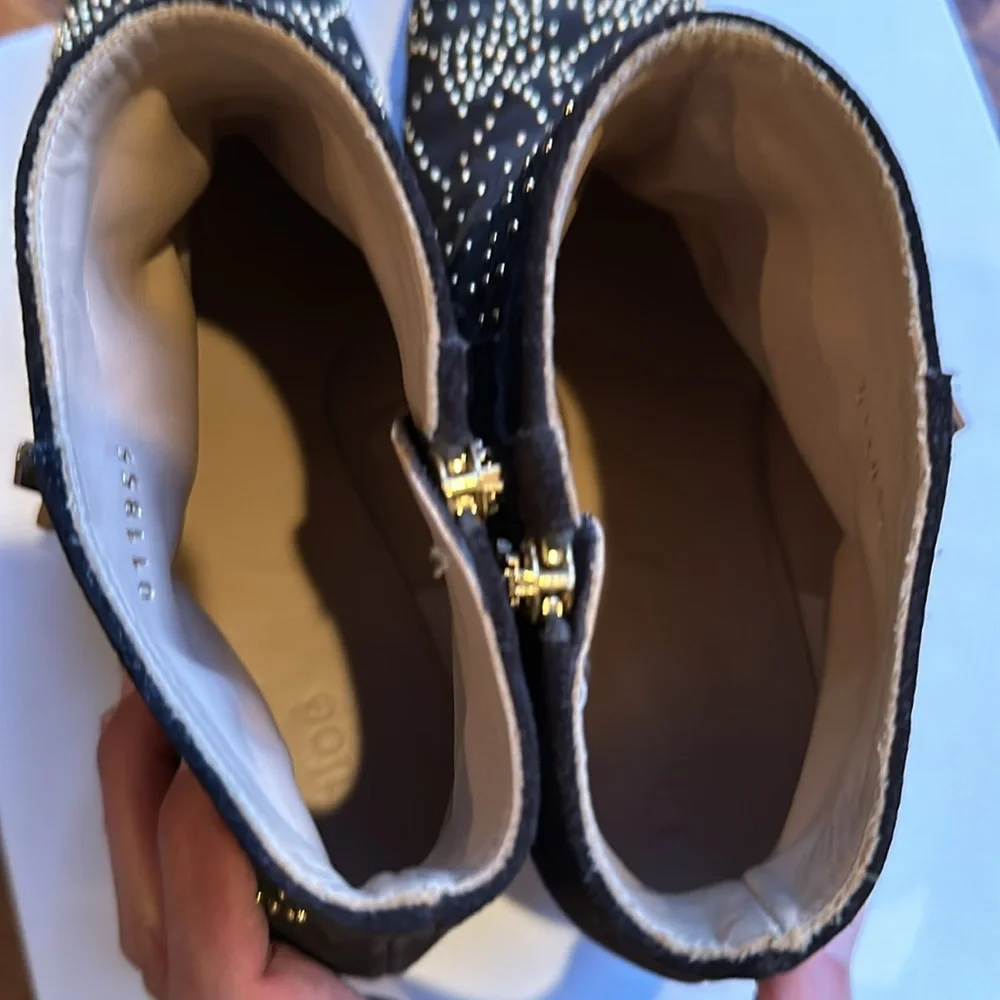 Chloe Susanna Ankle Boots - Picture 8 of 11